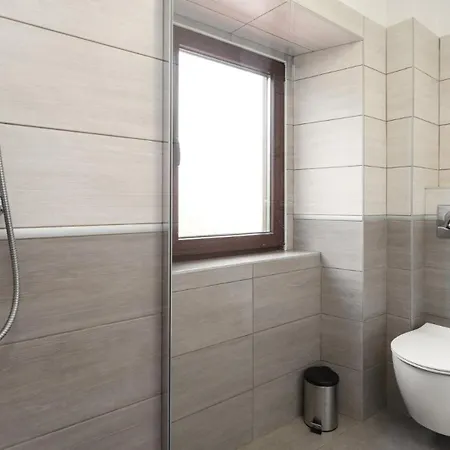 Villa Rustic Stone House With Pool In Umag *