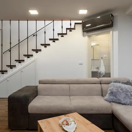 Rustic Stone House With Pool In Umag * Cepljani