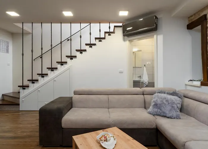 Rustic Stone House With Pool In Umag * Cepljani